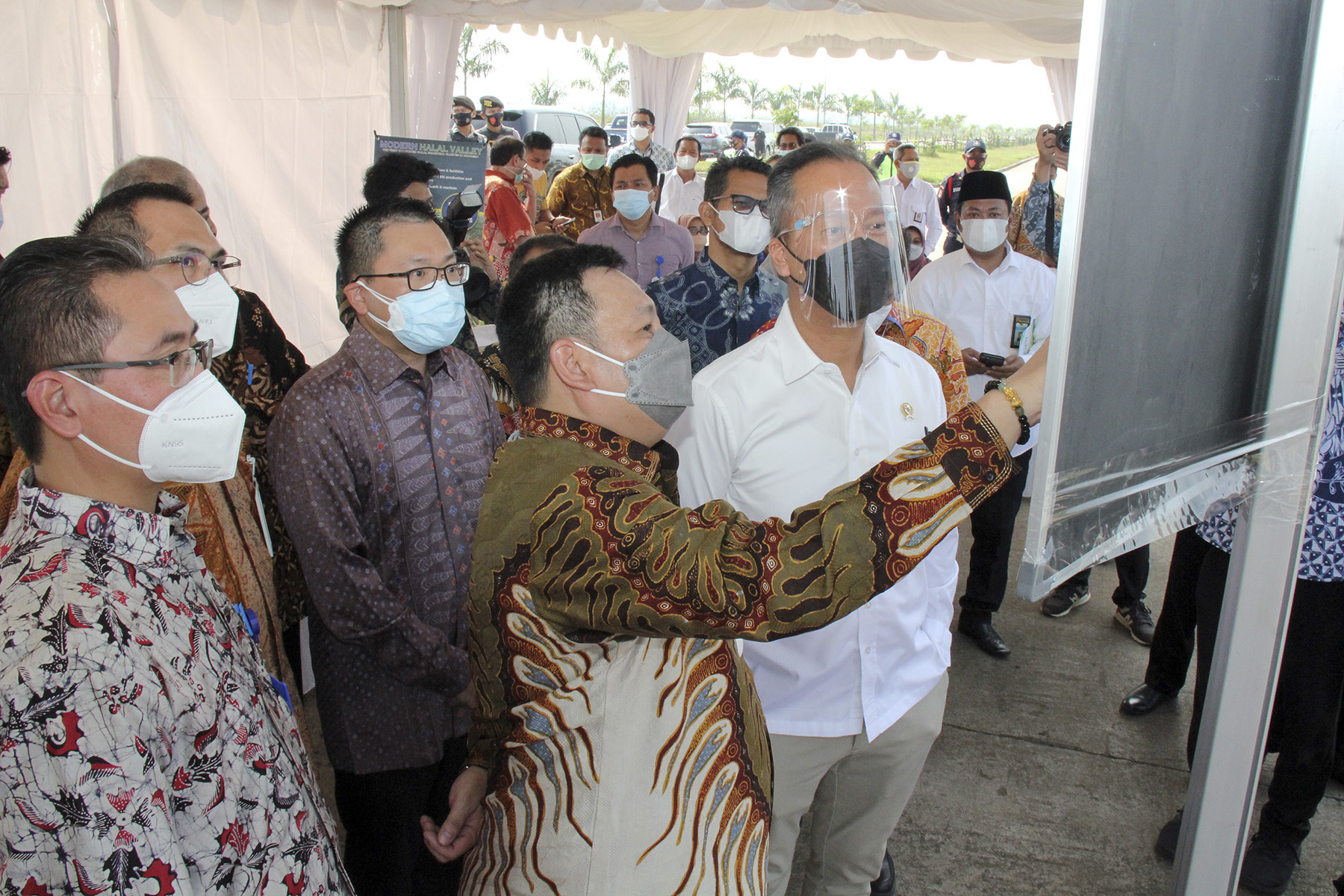 Menteri Perindustrian: Dibutuhkan Intervensi Pemerintah untuk Mempercepat Beroperasinya Kawasan Industri Halal !