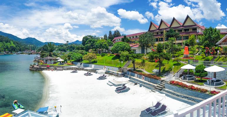 Menparekraf Sandiaga Uno Larang Bangun Hotel Bintang 3 di Kawasan Danau Toba