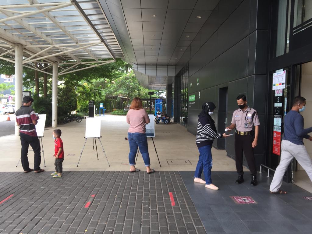 PPKM Level 3 Akhir Tahun Dibatalkan, Pusat Perbelanjaan Masih Dibatasi Hingga 75%