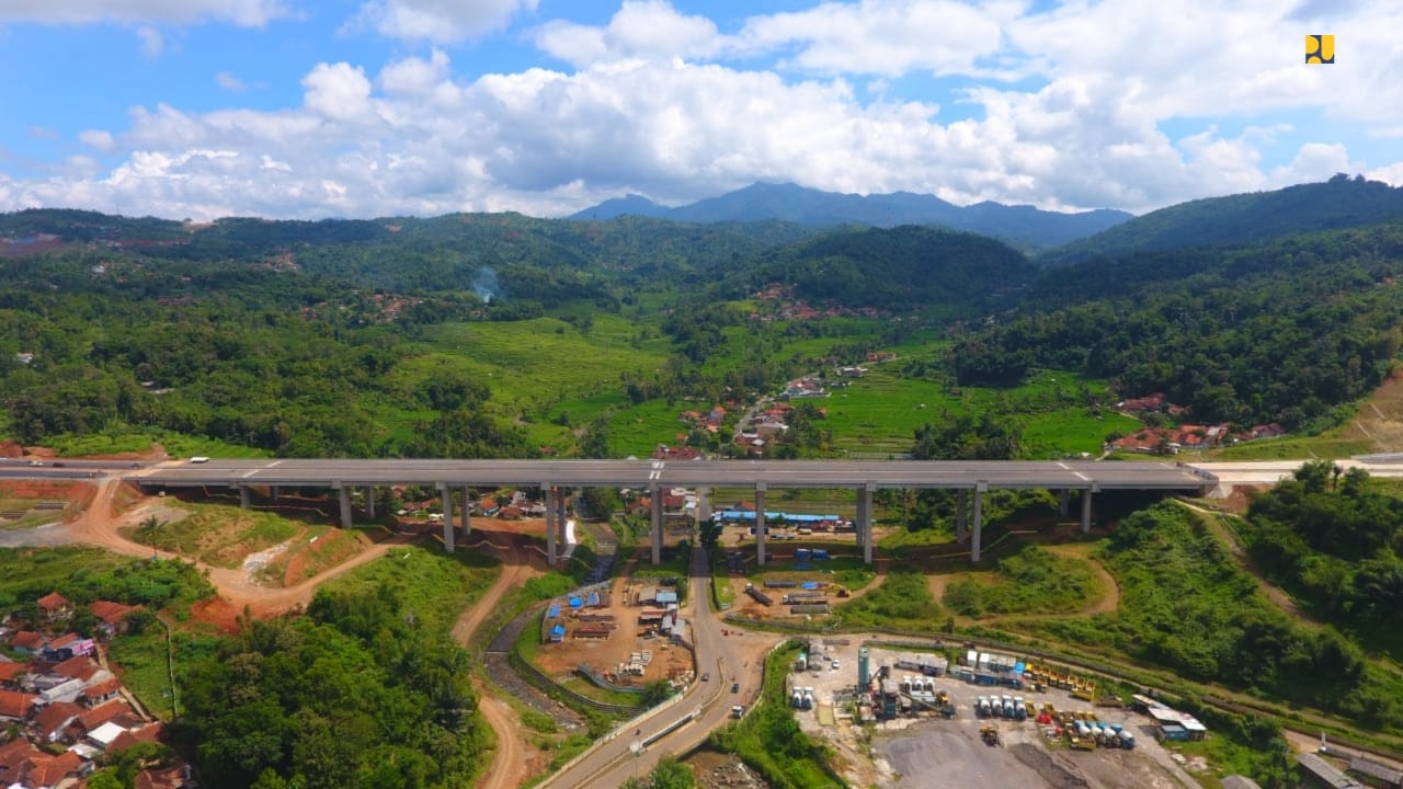 Jalan Tol Cisumdawu akan Beroperasi Juni 2023